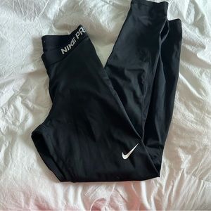 Nike pro leggings black